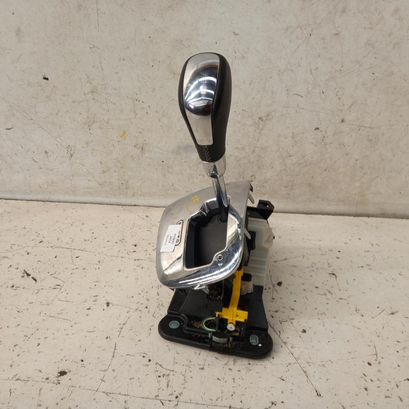 gear stick/shifter