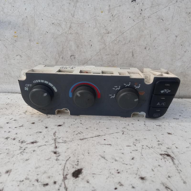 heater/aircon controls