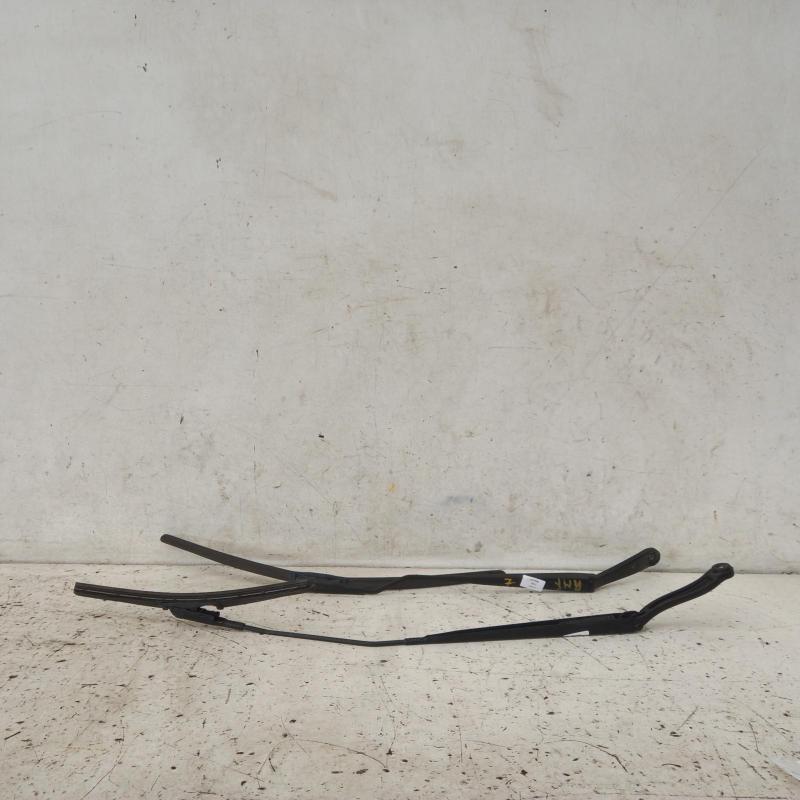 wiper arm
