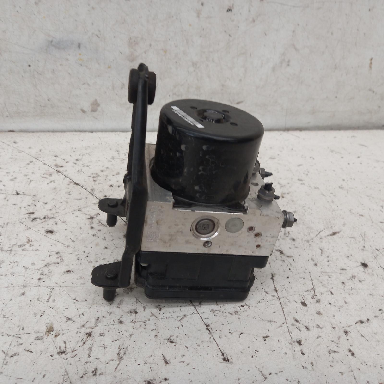 365127, Used abs pump/modulator for 2015 yeti 5l, 09/1112/17