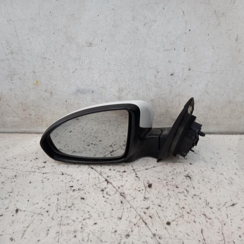 door mirror left