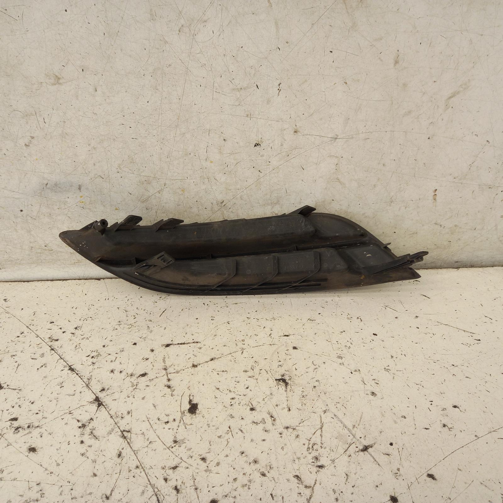 Corolla Grille 2007-2009 bumper grille (lh side),zre152r,hatch,non foglamp type,03/07-10/09 00015300 #366319