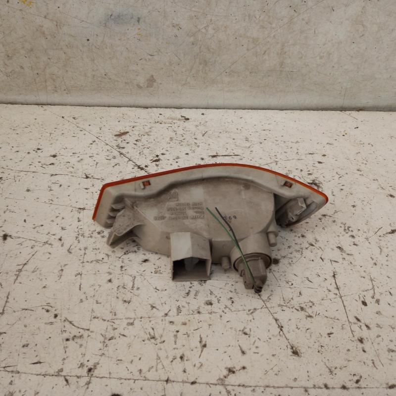 indicator/fog/side right