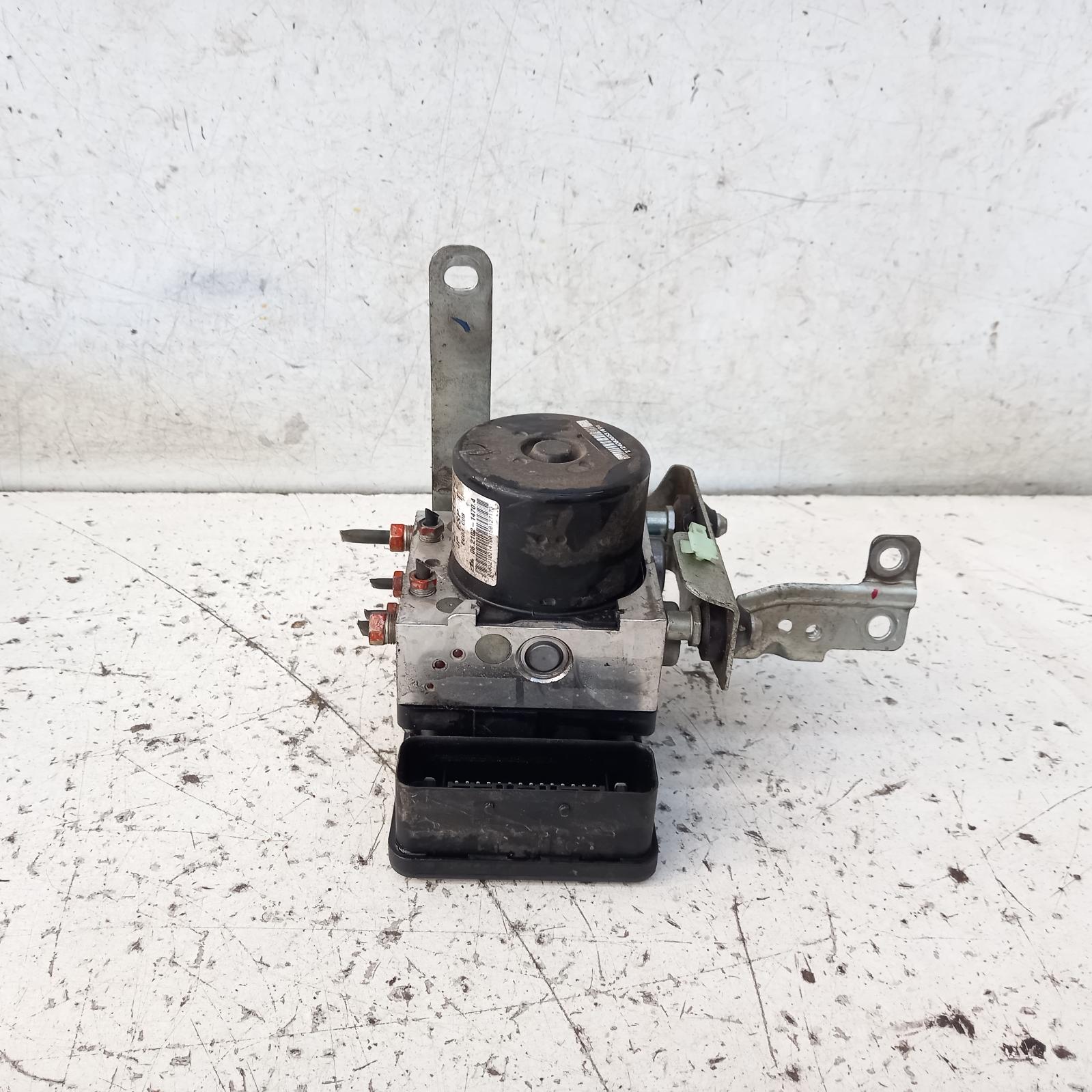 367457, Used abs pump/modulator for 2010 lancer cj, p/n 4670a413, 07/