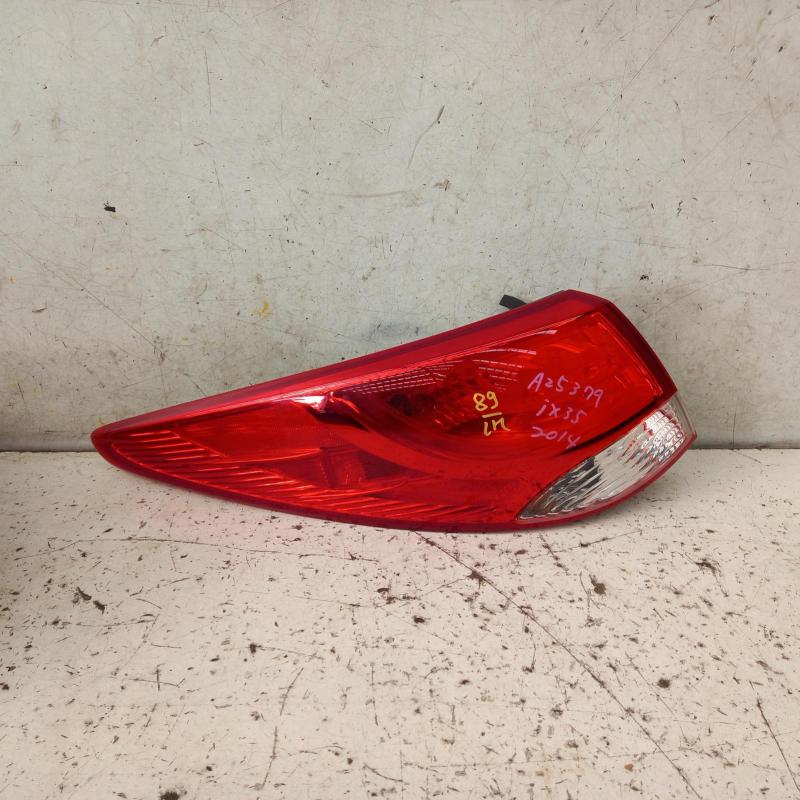 taillight left