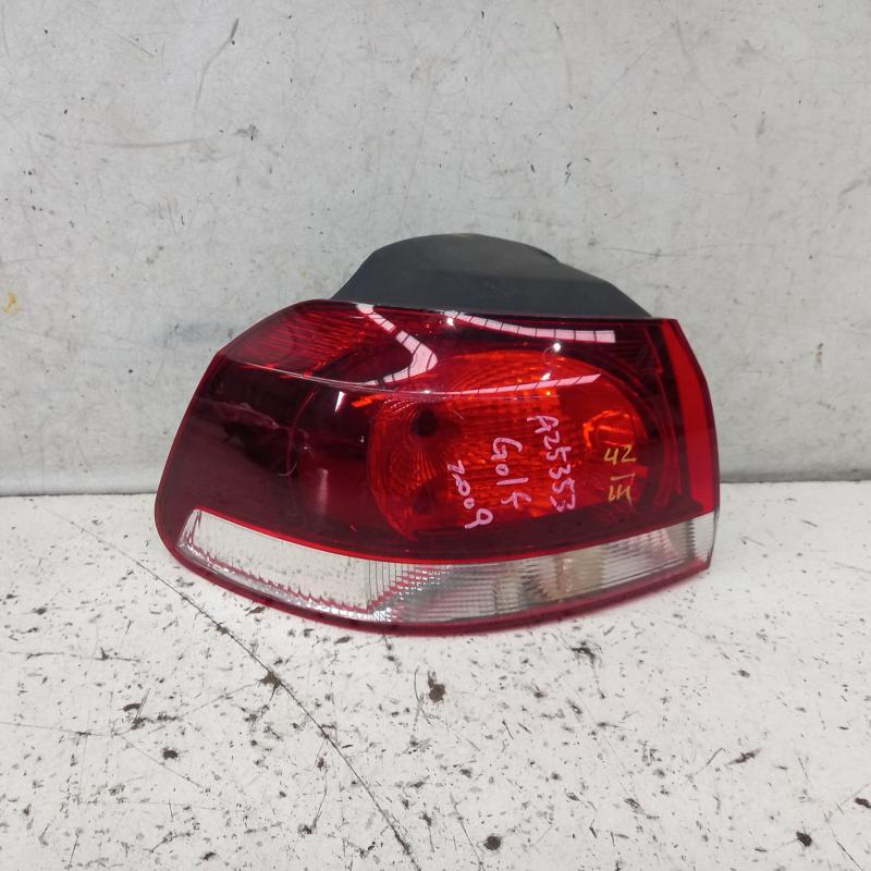 taillight left