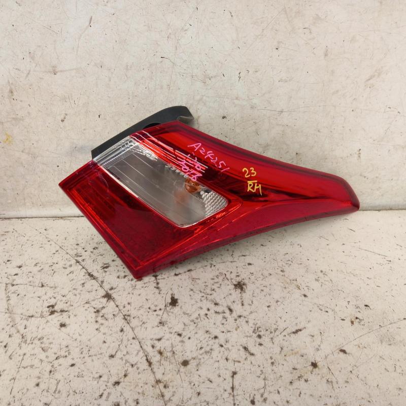 taillight right