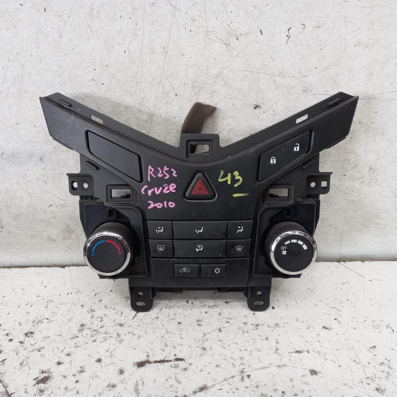 heater/aircon controls