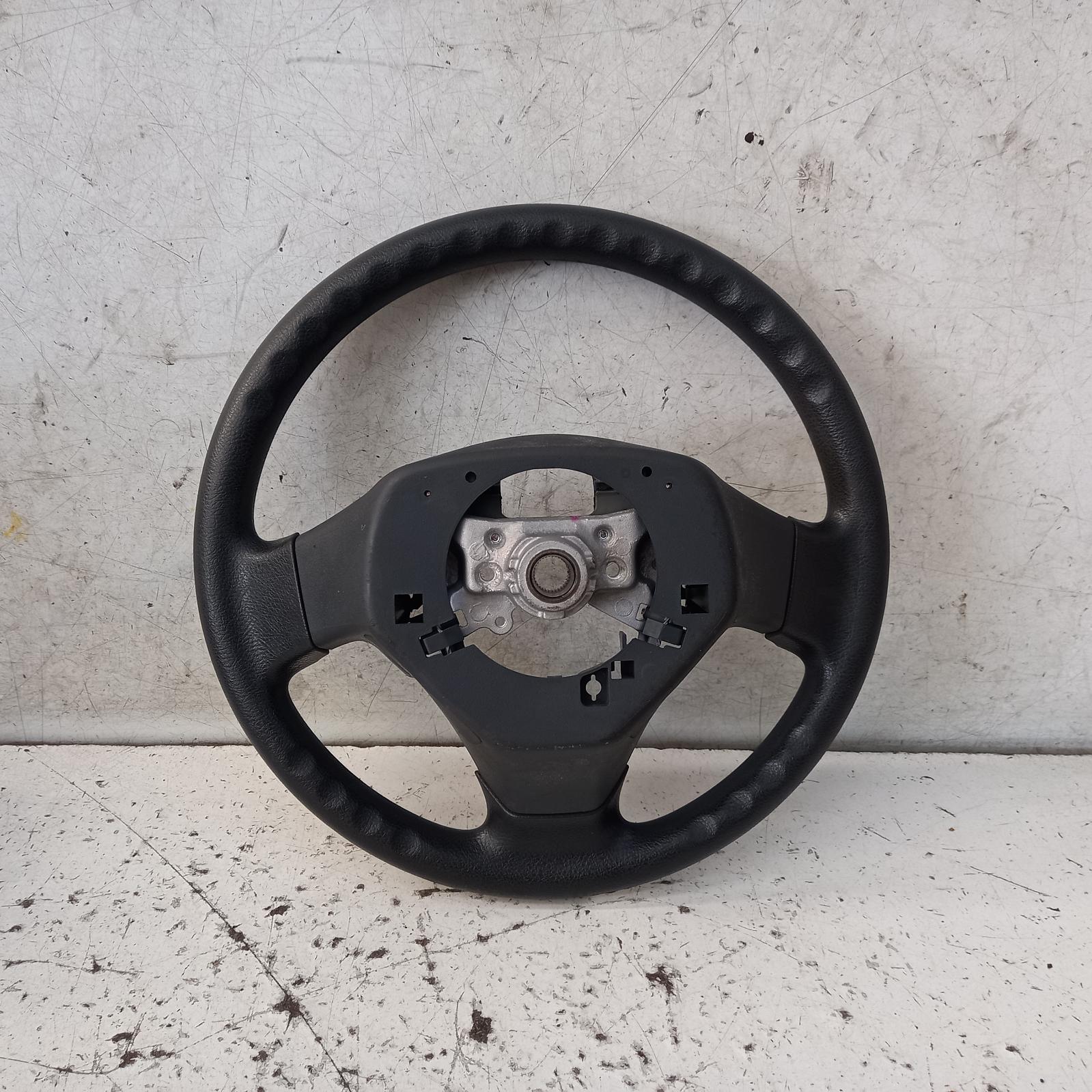 Corolla Steering Wheel 2009-2013 vinyl,zre152/153r,sedan,11/09-12/13 00015328 #369354