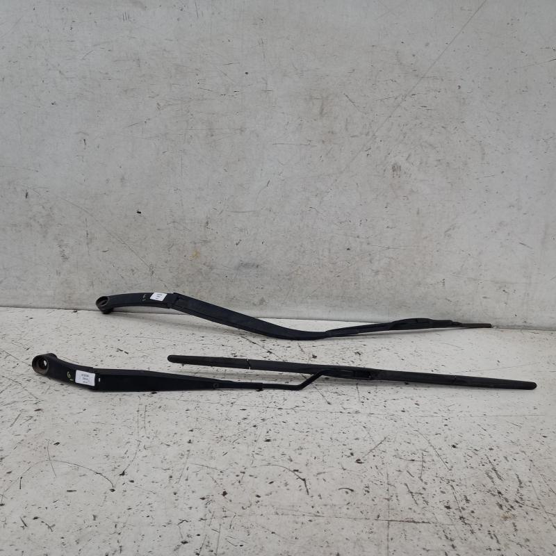 wiper arm