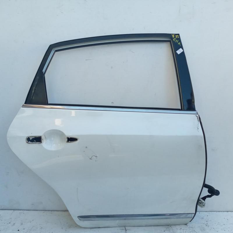 door/sliding rear right