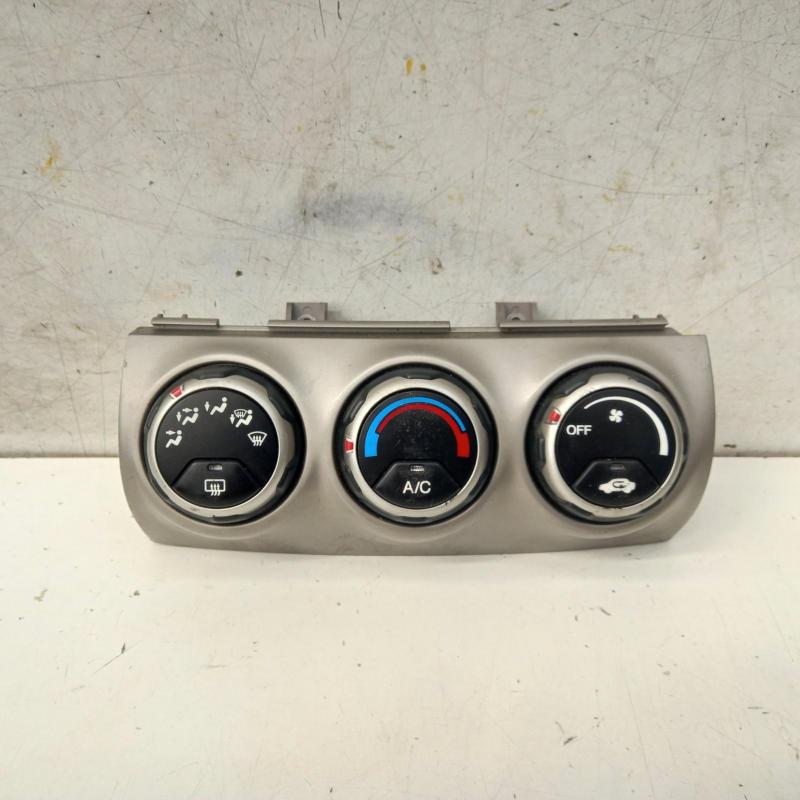 heater/aircon controls