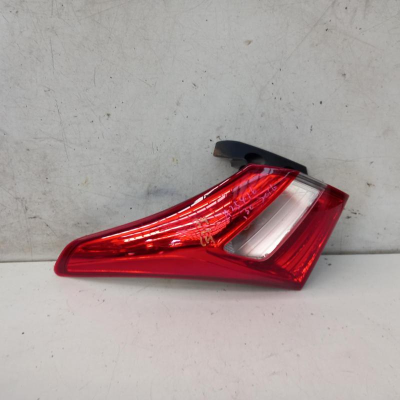 taillight left