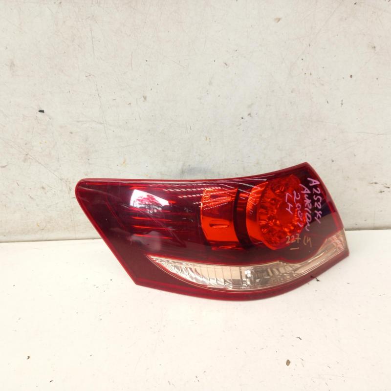taillight left