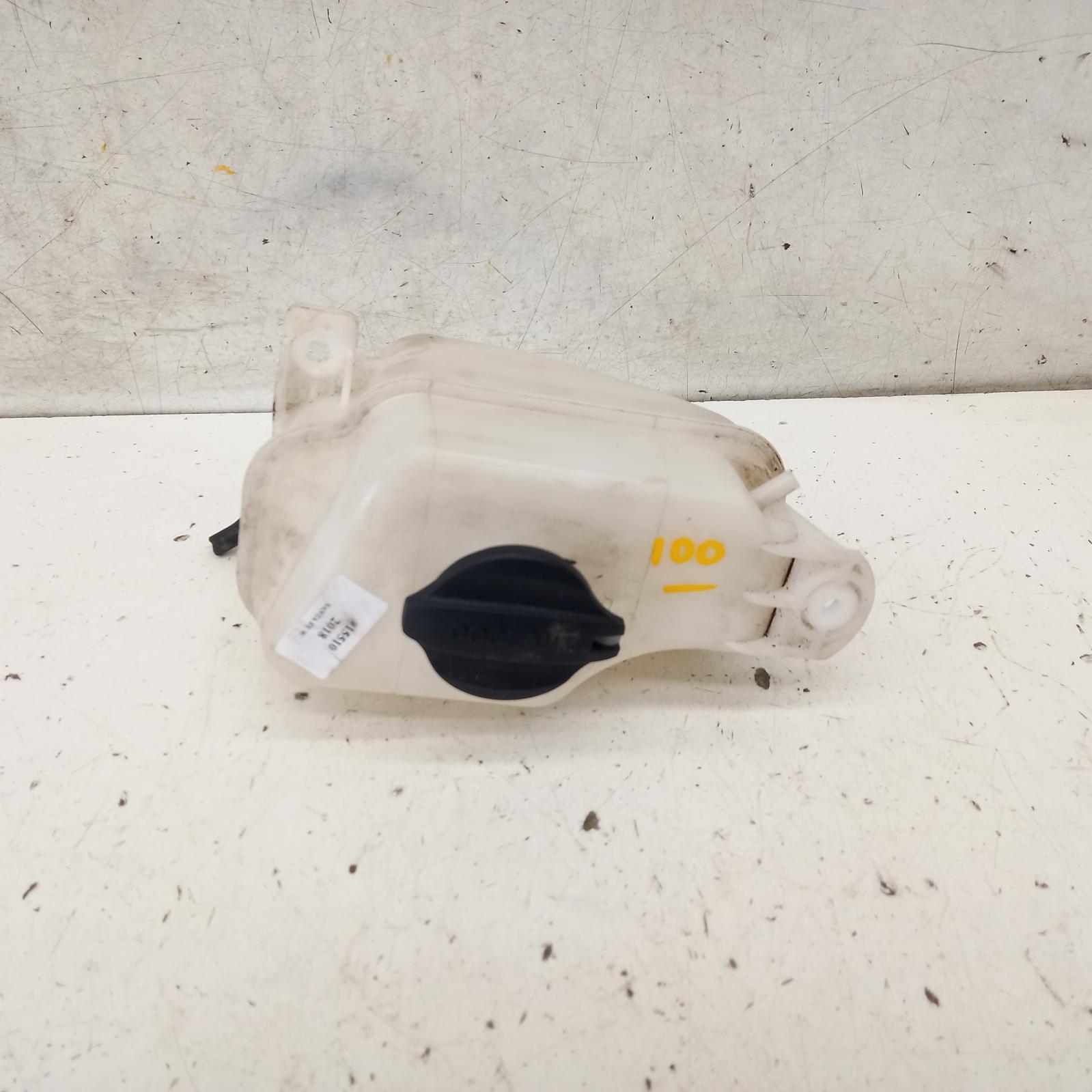 Santa Fe Overflow Bottle 2012-2018 dm,06/12-02/18 00015510 #378486