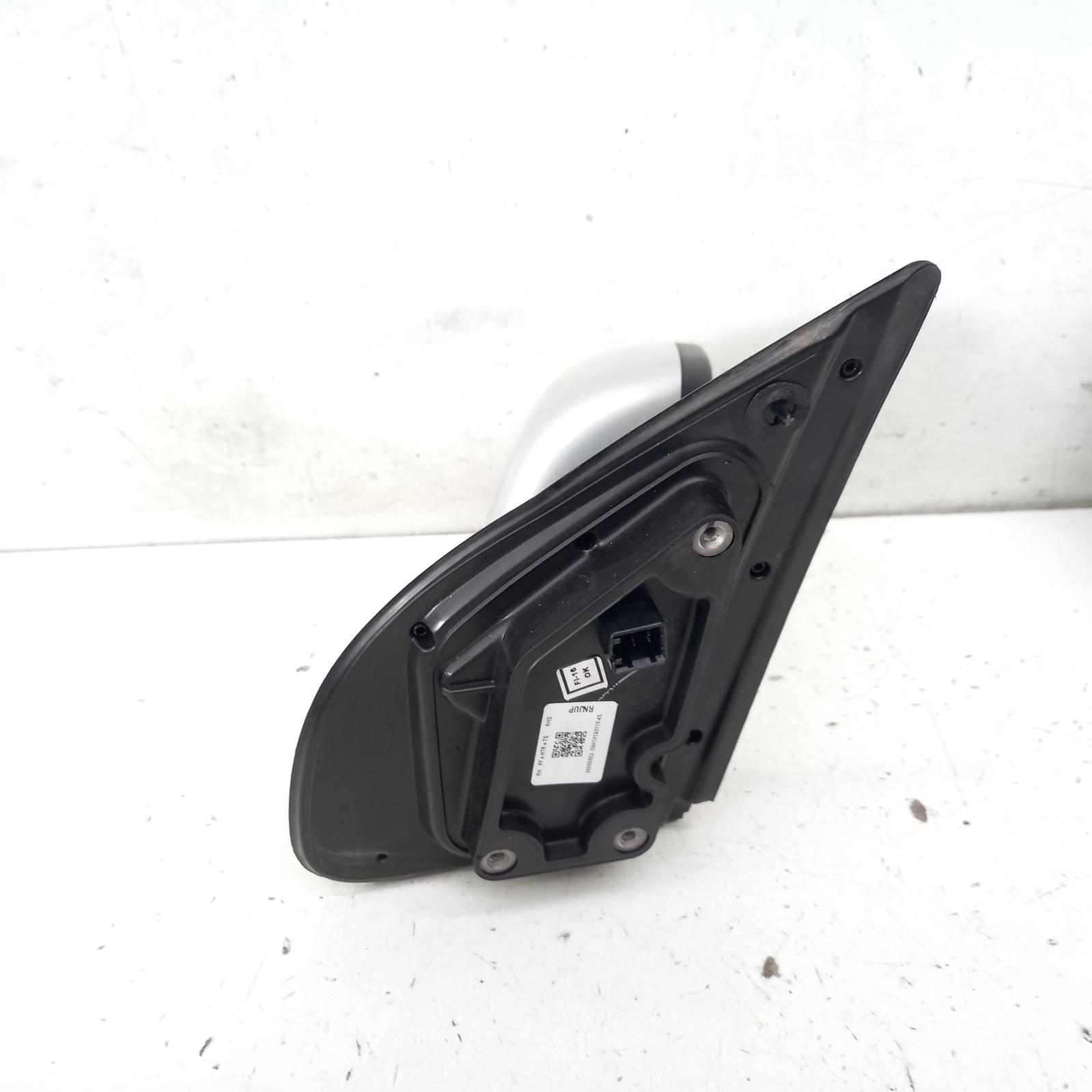 I20 Door Mirror Right 2012-2015 pb,power folding,w/ flasher type,03/12-12/15 partwh #378875