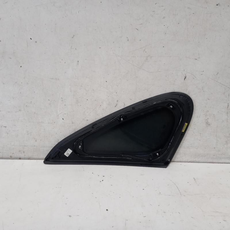 side glass rear right