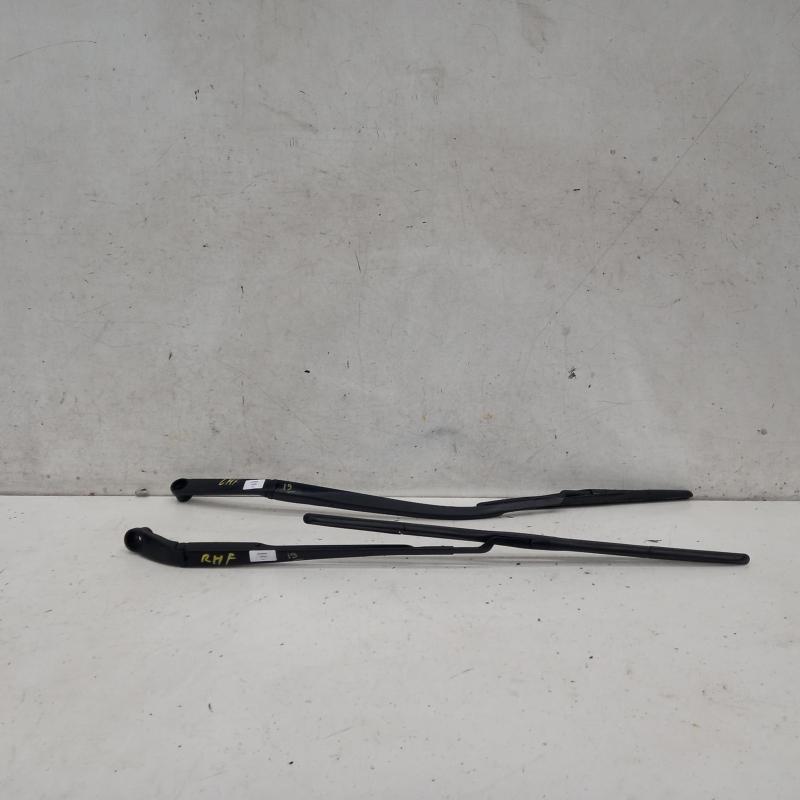 wiper arm