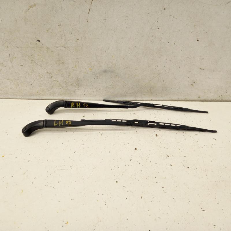 wiper arm