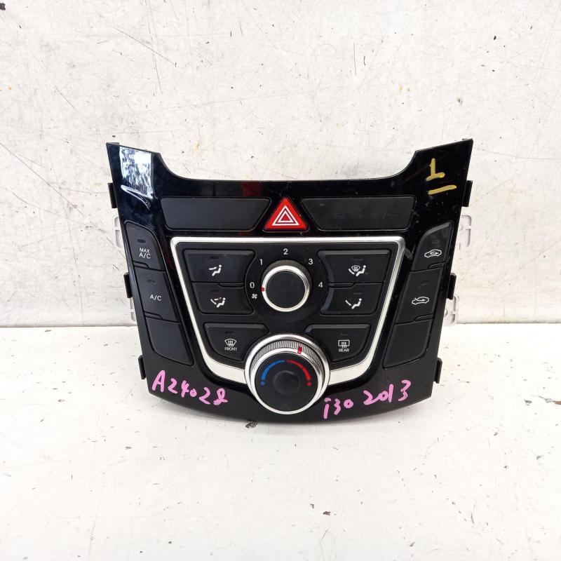 heater/aircon controls