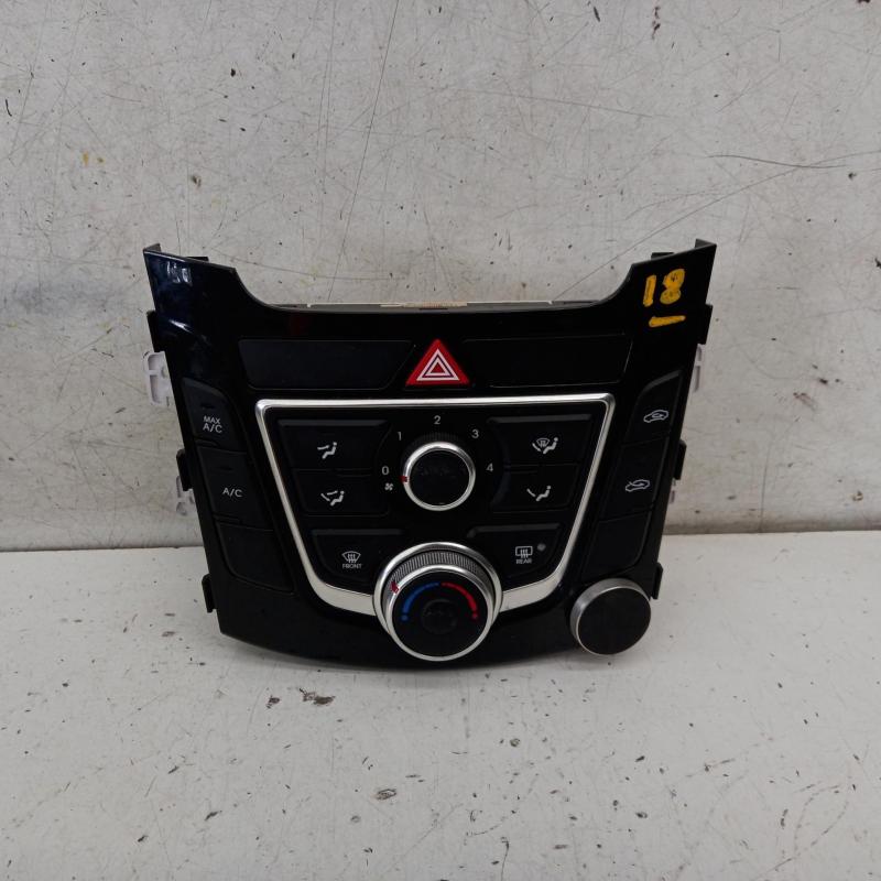 heater/aircon controls