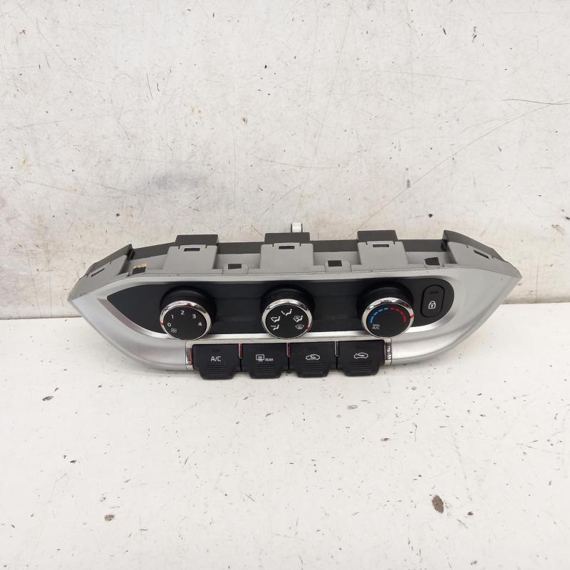 heater/aircon controls