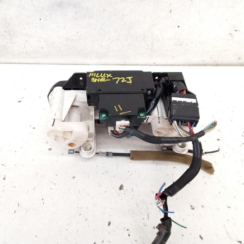 heater/aircon controls