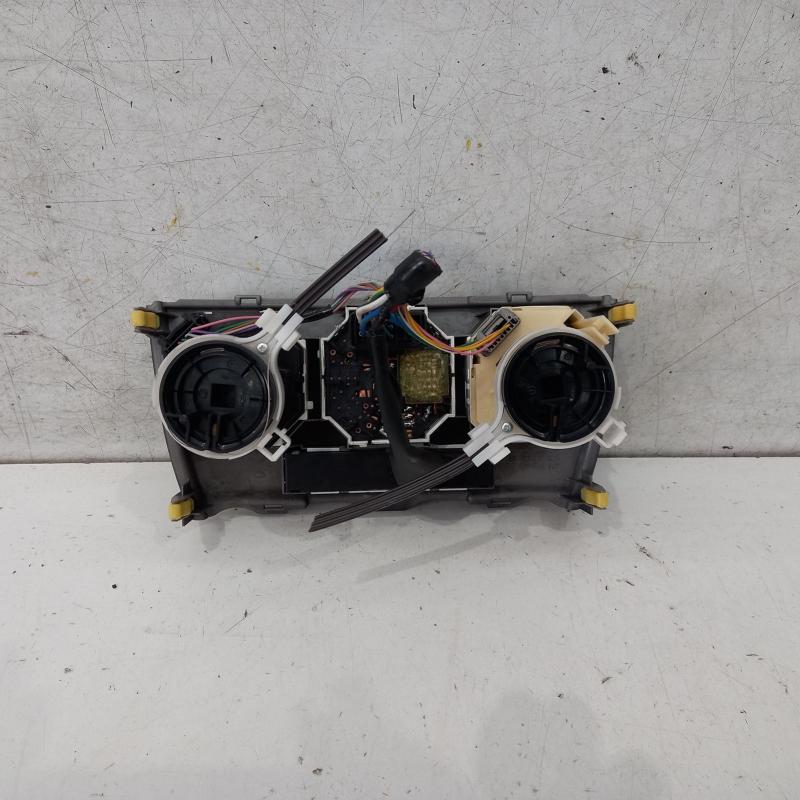 heater/aircon controls