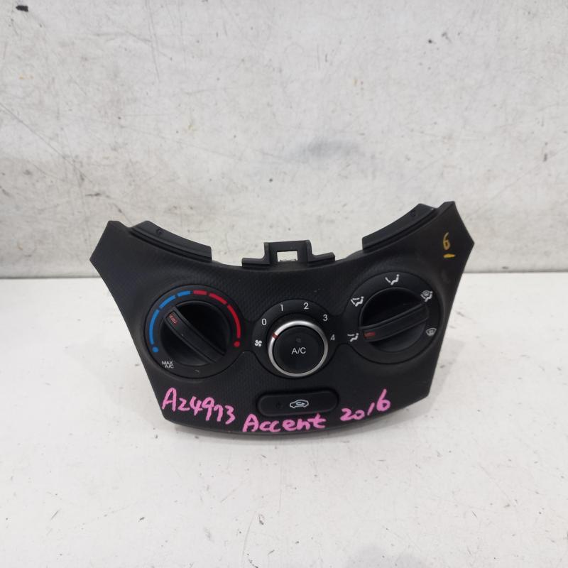 heater/aircon controls