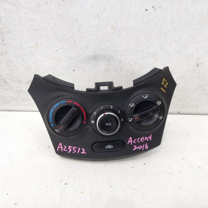 heater/aircon controls