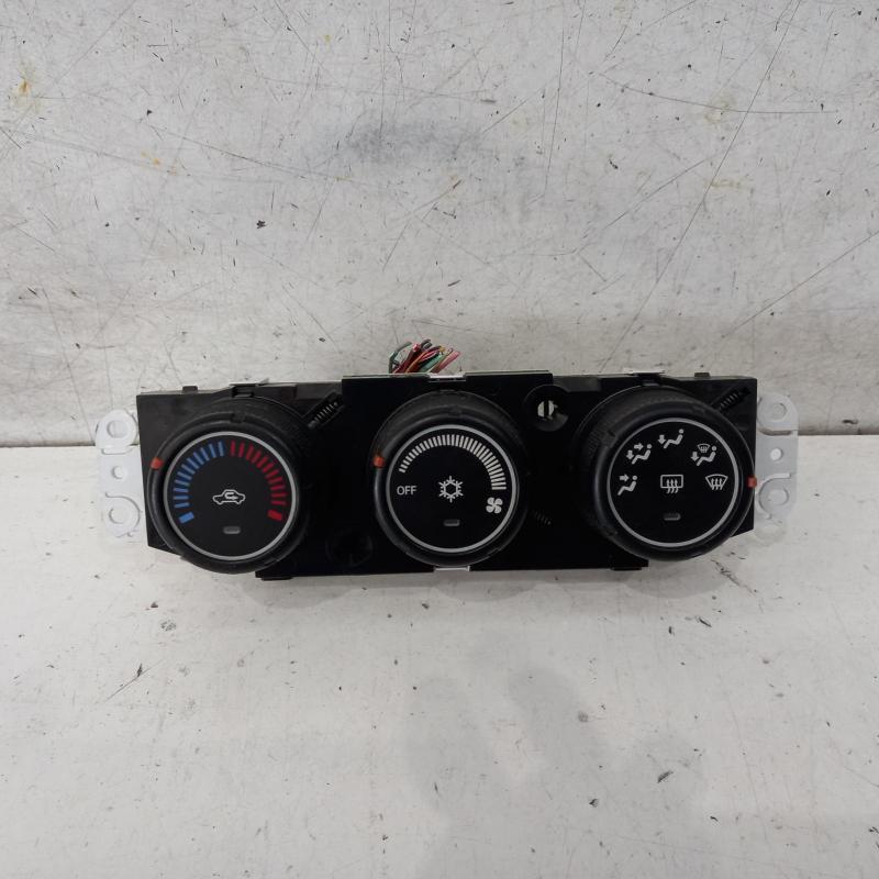 heater/aircon controls