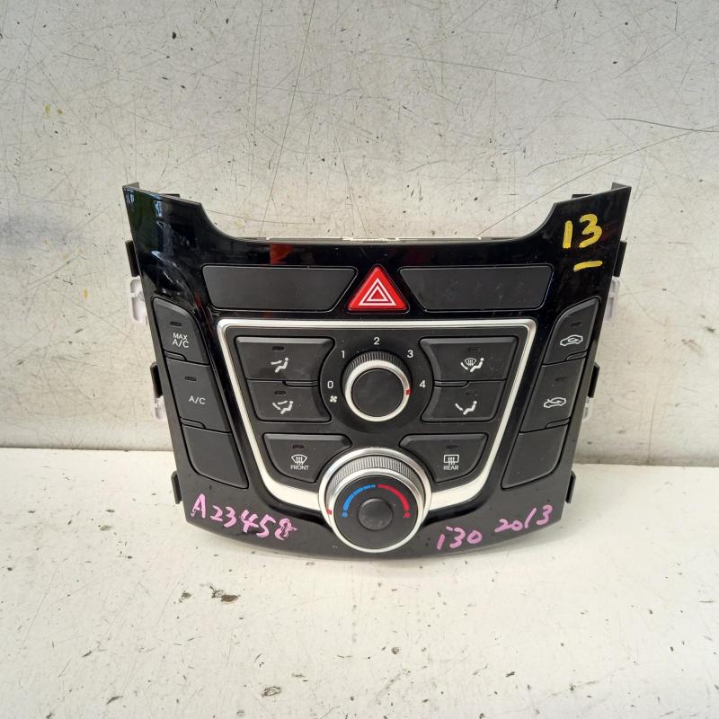 heater/aircon controls