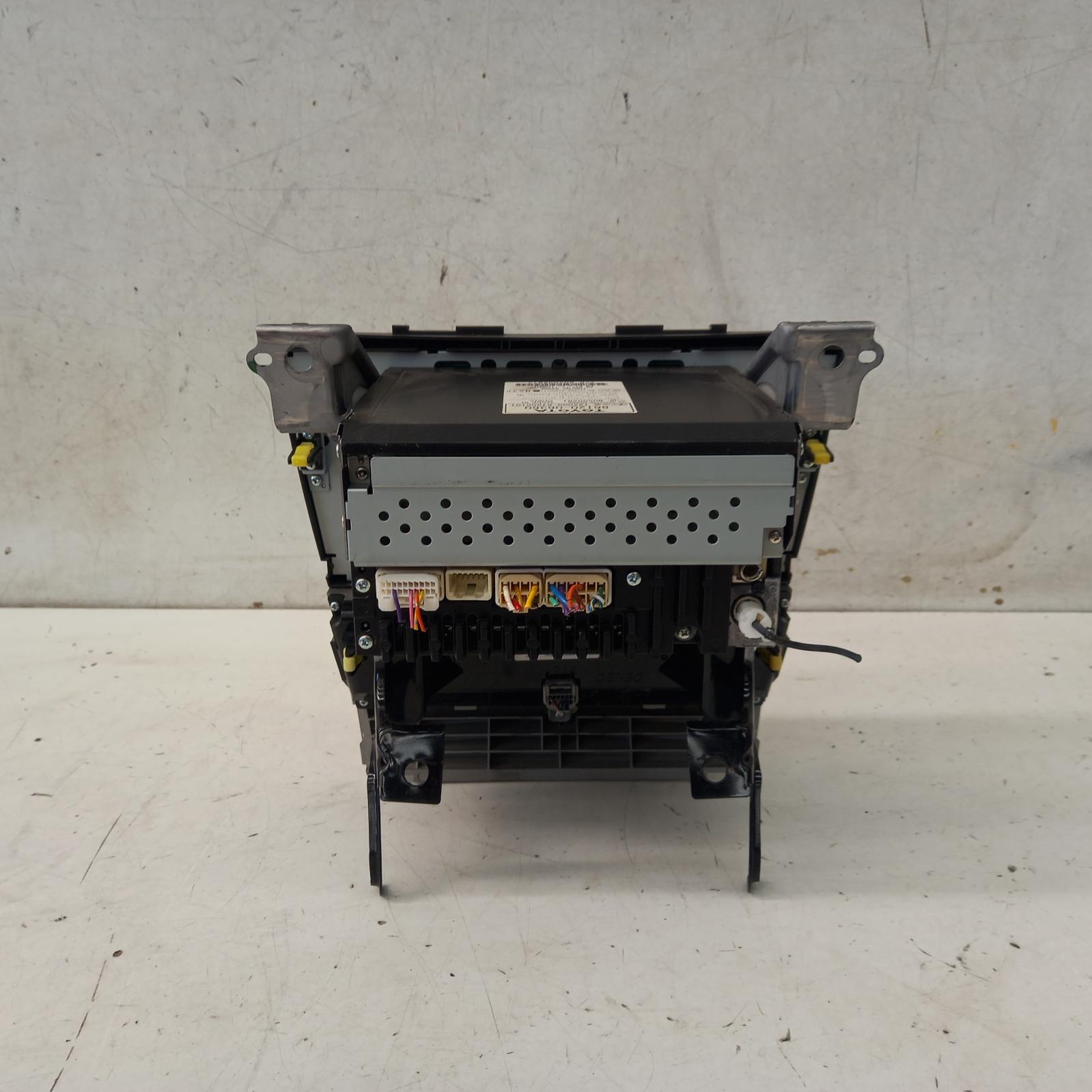 Aurion Stereo/head Unit 2006-2012 cd player,gsv40r,10/06-03/12 00015630 #382365