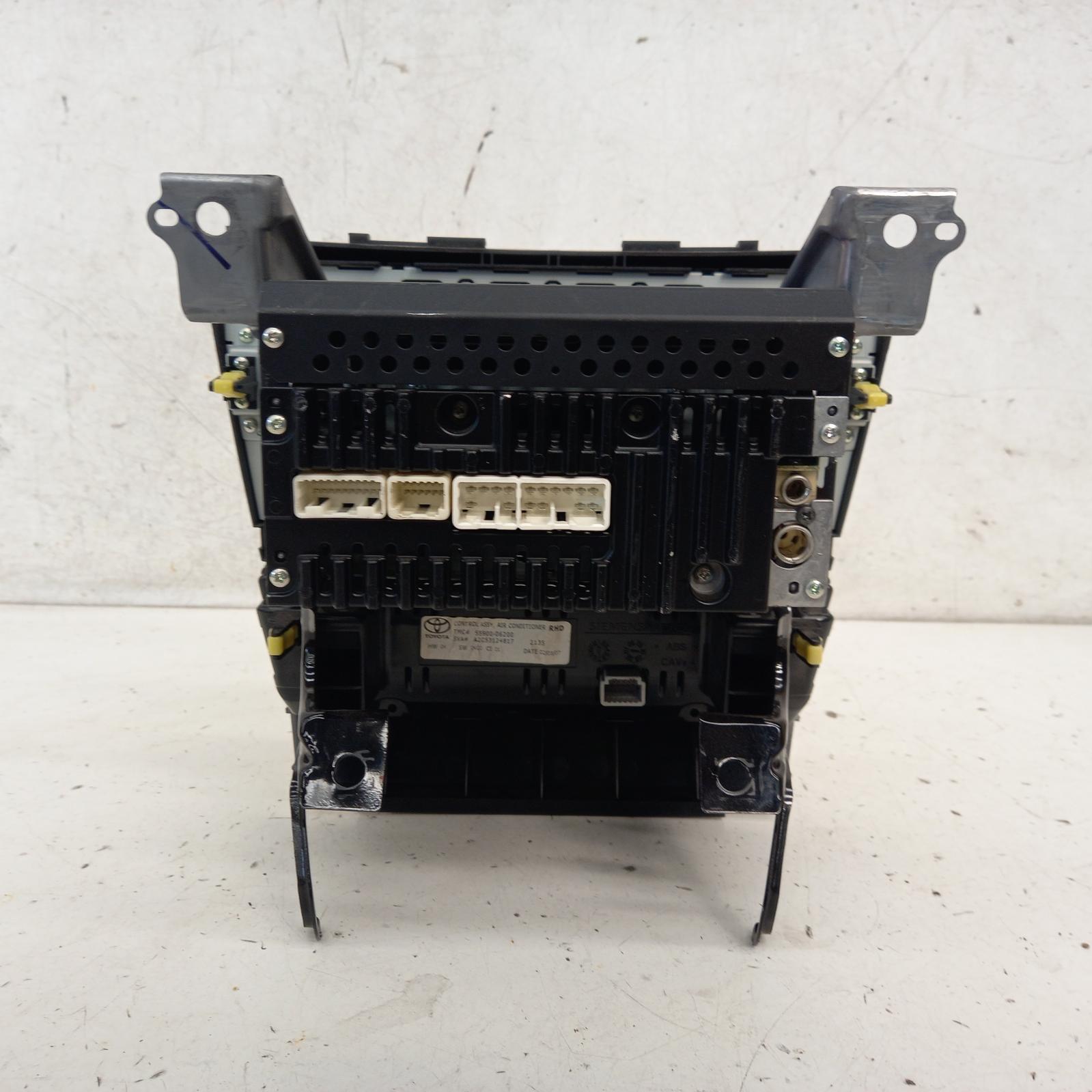 Aurion Stereo/head Unit 2006-2012 cd player,gsv40r,10/06-03/12 partwh #382544