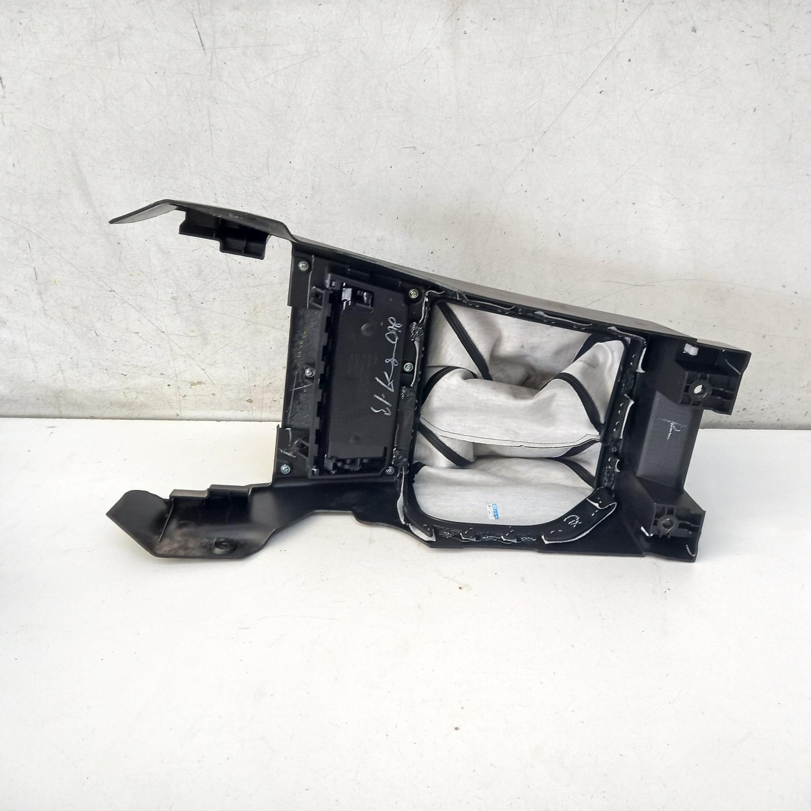 Challenger Console 2009-2015 kh/pb-pc,12/09-12/15 00015636 #382819