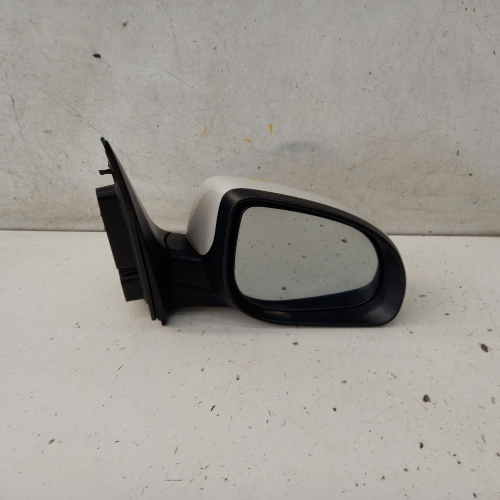 I20 Door Mirror Right 2012-2015 pb,power folding,w/ flasher type,03/12-12/15 partwh #383055