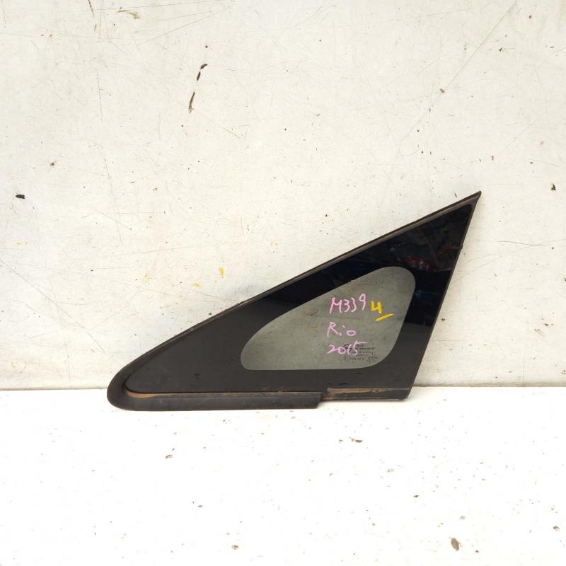 quarter door glass front left