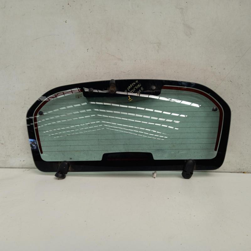 rear/tailgate glass