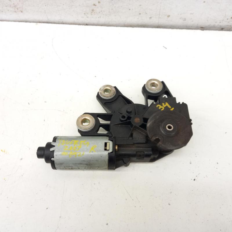 wiper motor