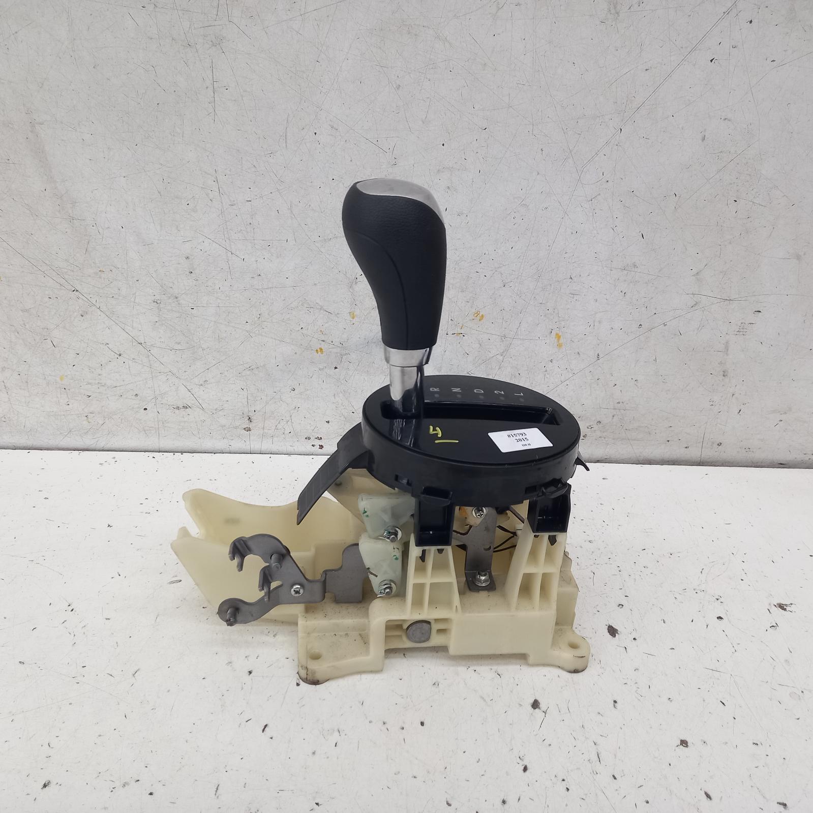 I20 Gear Stick/shifter 2010-2015 auto shifter,pb,4 speed,07/10-12/15 00015793 #388421
