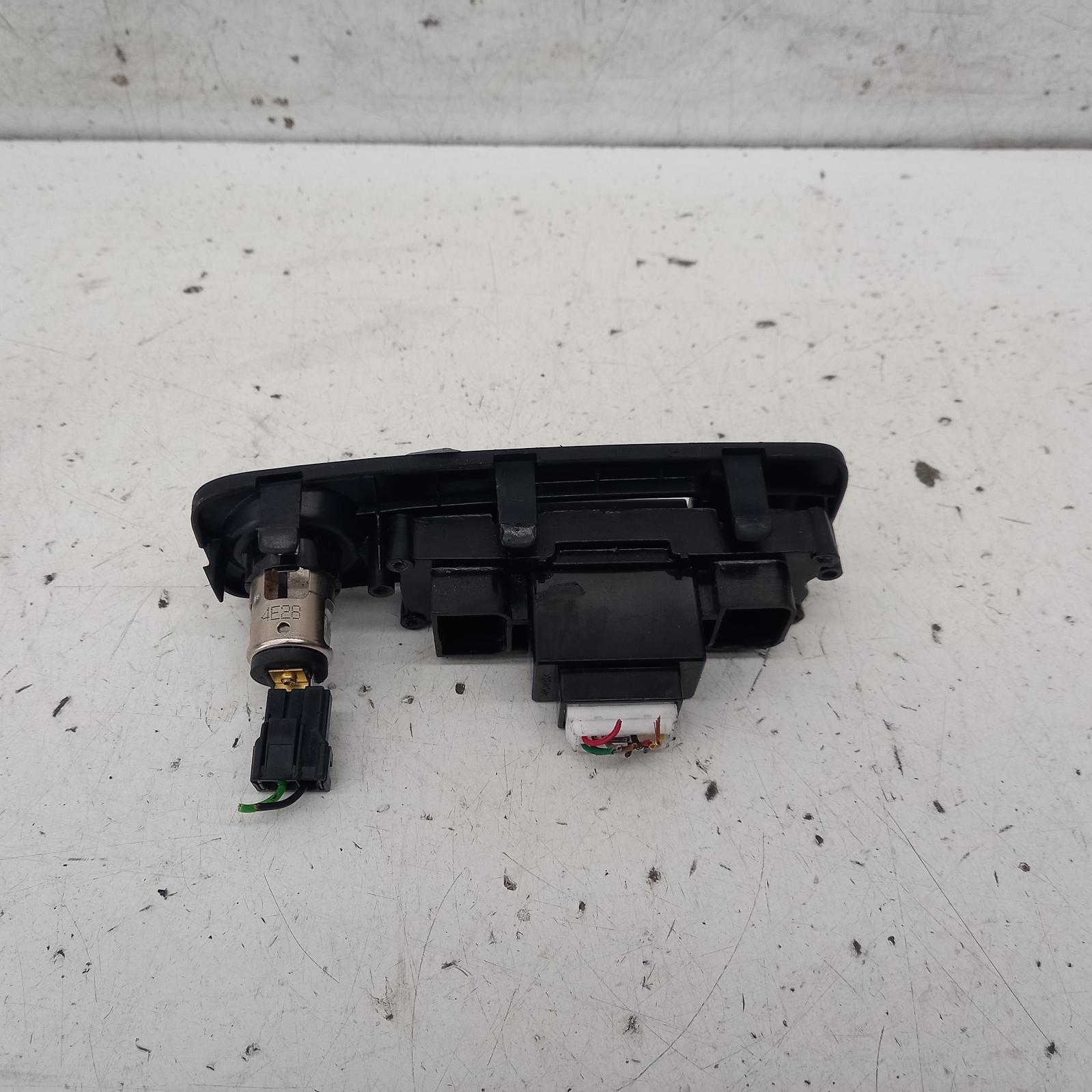 I20 Miscellaneous 2010-2015 pb 07/10-12/15 00015793 #388422