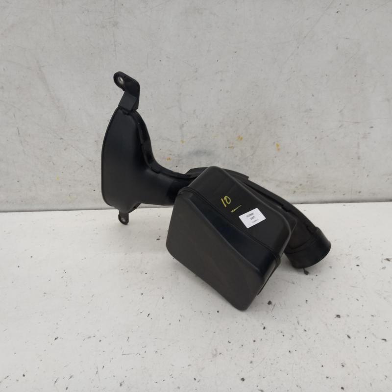 air cleaner duct/hose