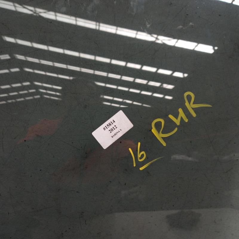 door window rear right