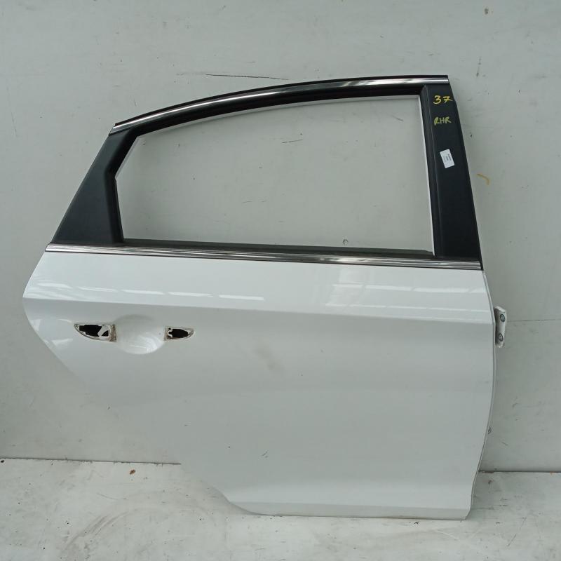 door/sliding rear right