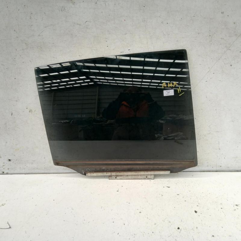 door window rear right