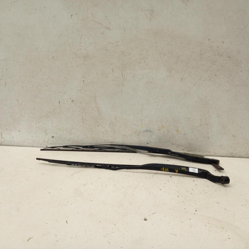 wiper arm