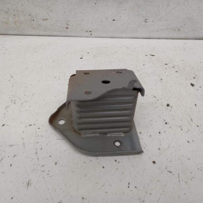 bar reinforcement/bracket rear