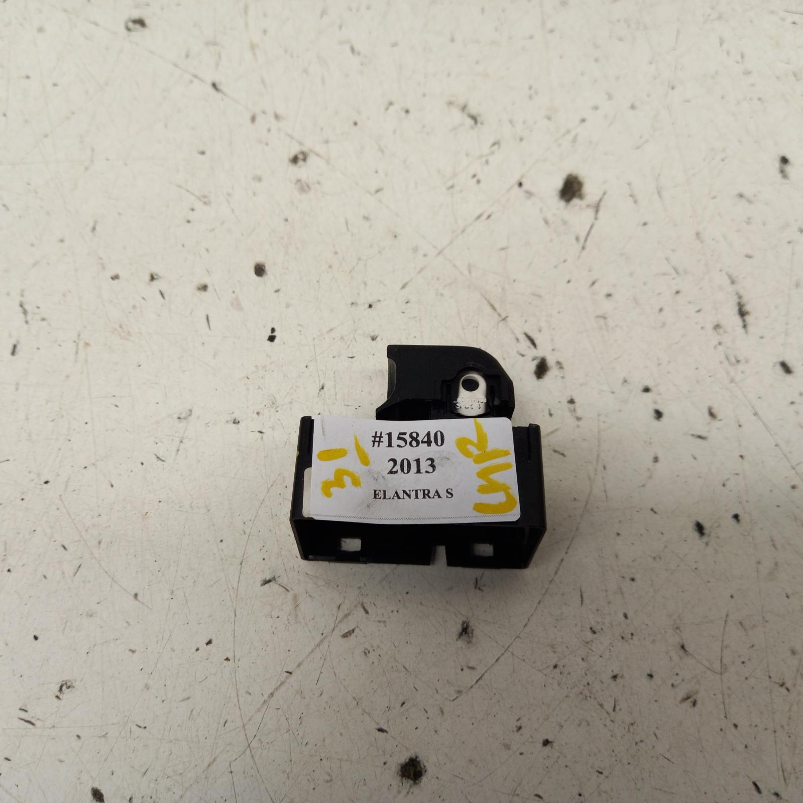 Elantra Power Door Window Switch 2011-2015 lh front/lh rear/rh rear,md,03/11-11/15 00015840 #390213