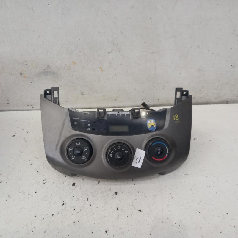 heater/aircon controls