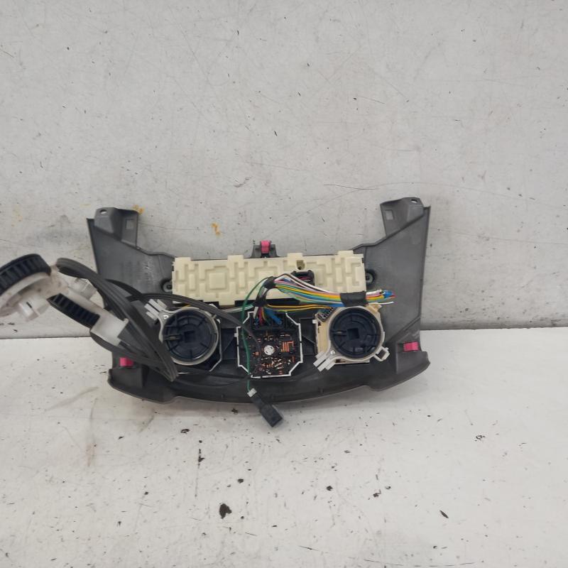 heater/aircon controls